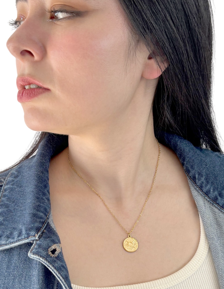 Collar con dije 2