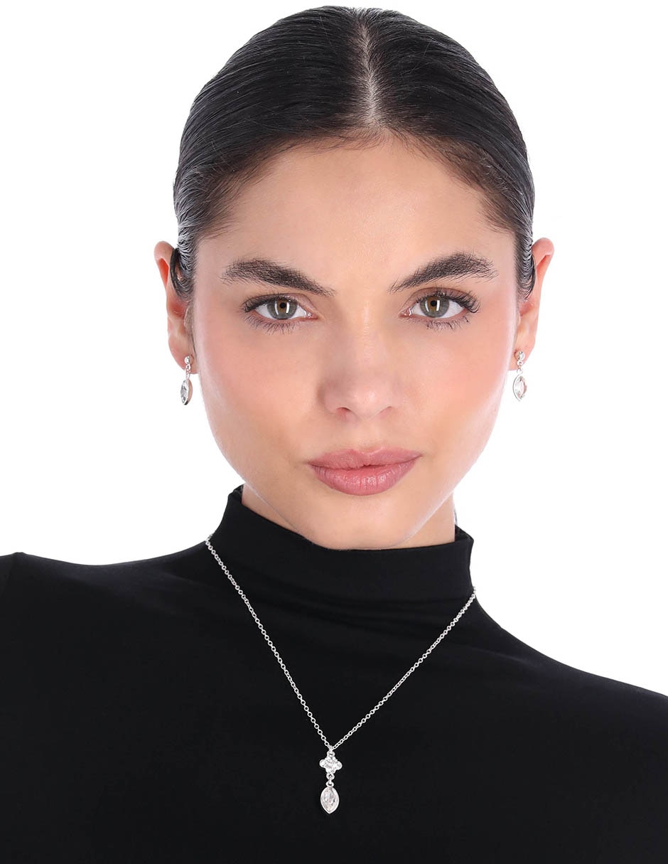 Aretes y collar Nine West