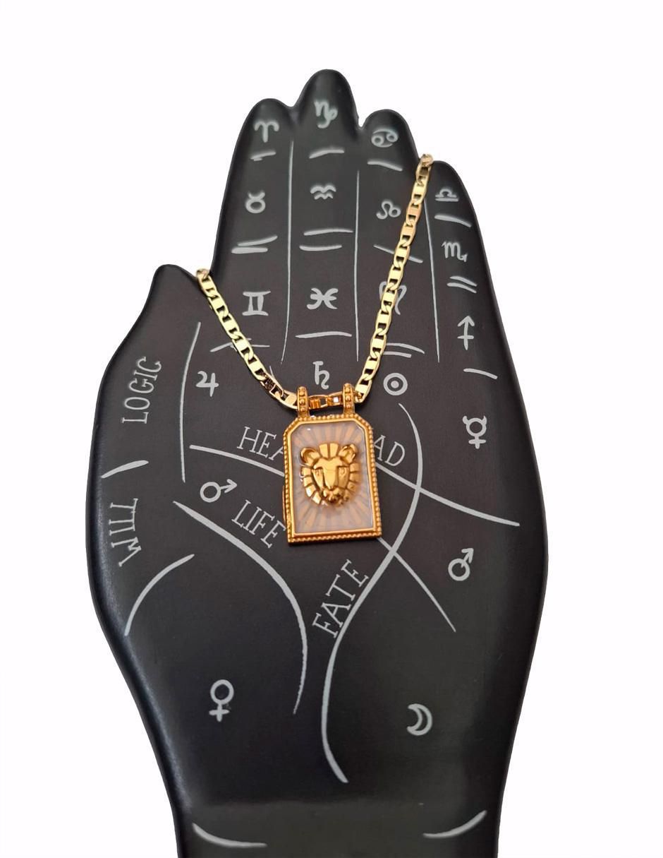 Collar con dije de signo zodiacal Nira constelaciones de oro laminado 10 k