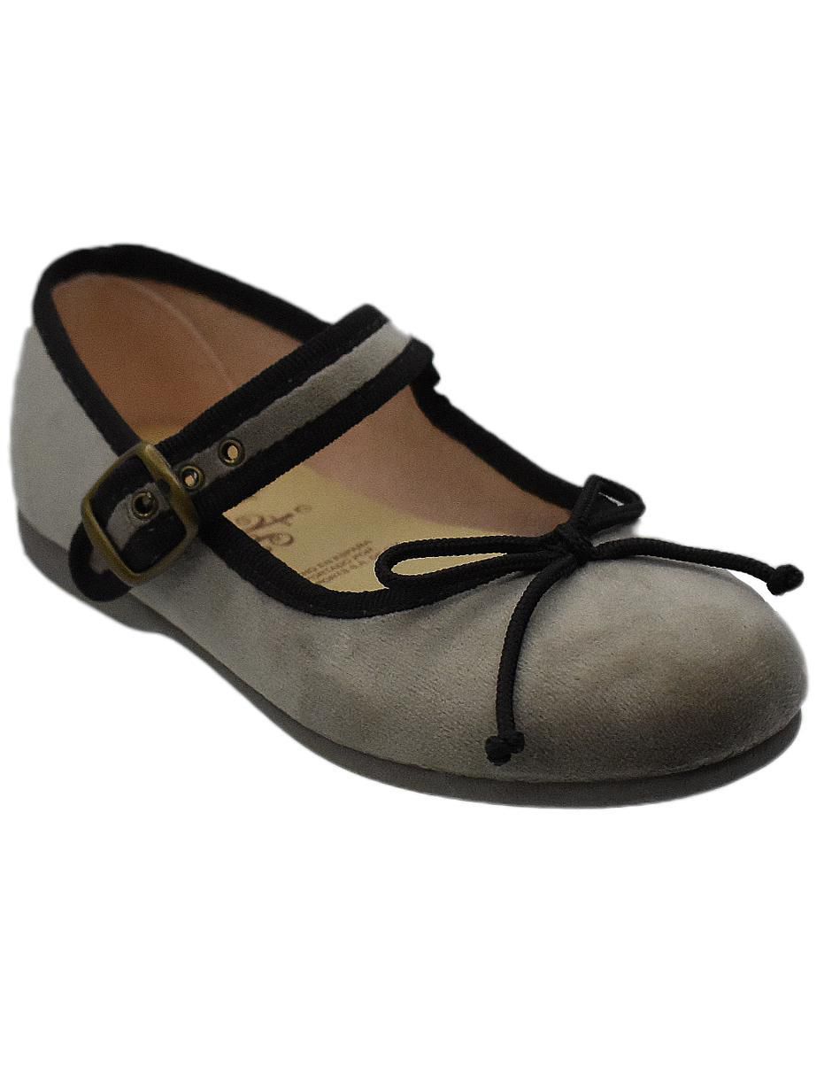 Zapato Tokolate de terciopelo para niña Zapato Tokolate de terciopelo para niña