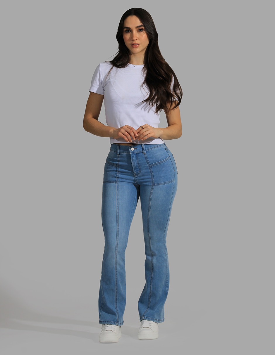 Jeans flare para mujer 5