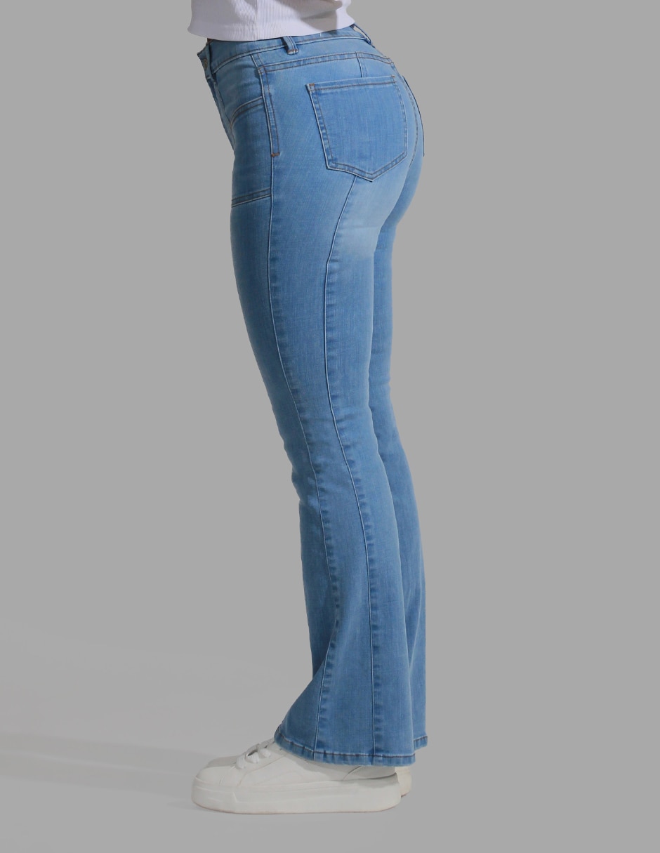 Jeans flare para mujer 6